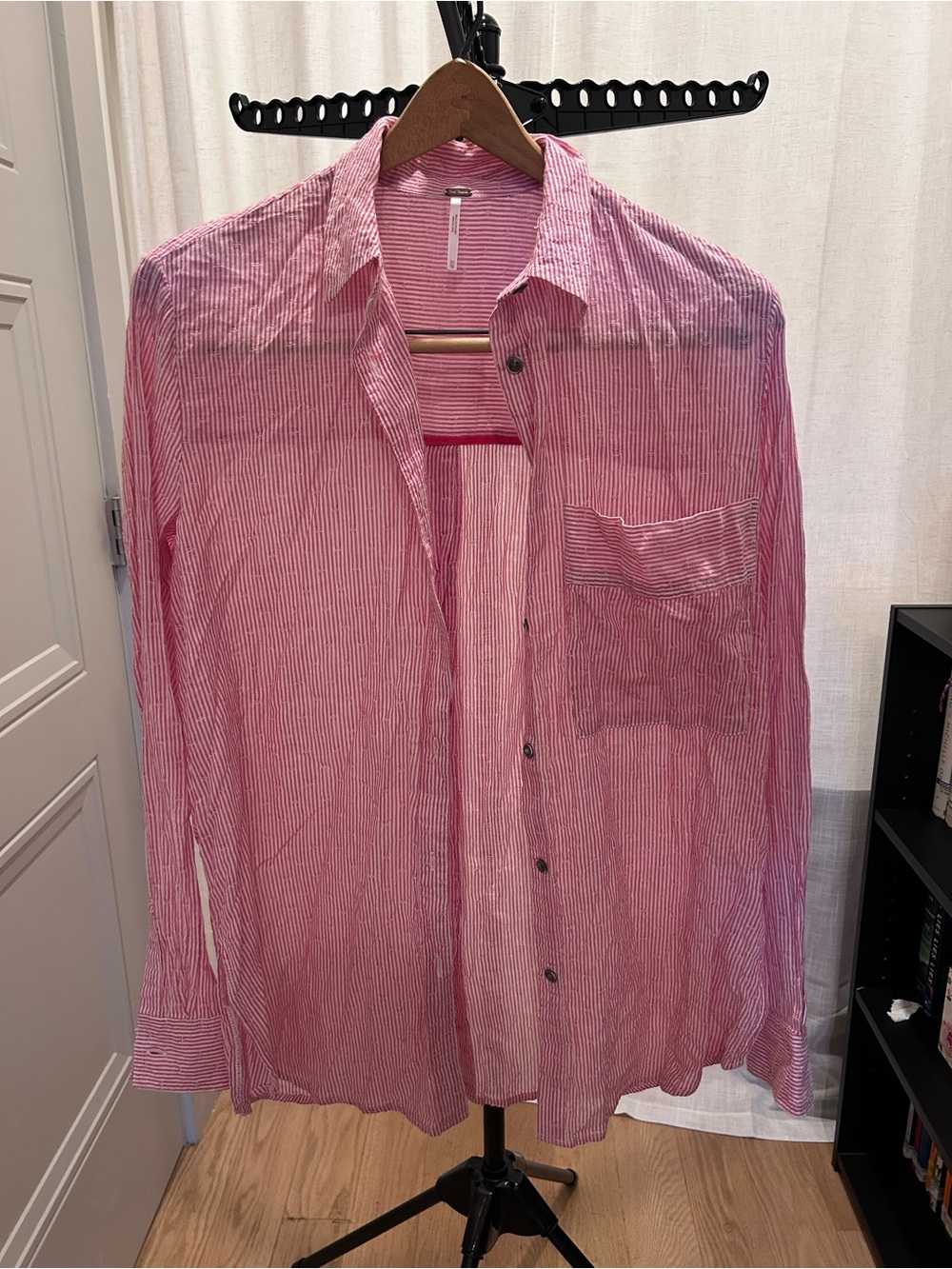Club Monaco Pink Striped Lightweight Button-Down Shirt